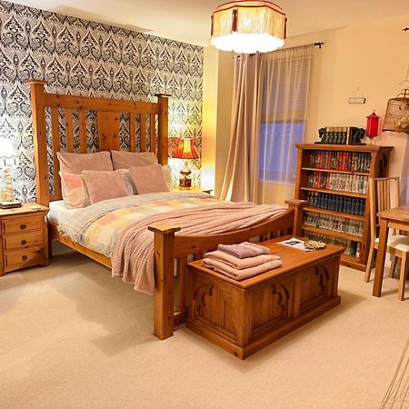 נורת'המפטון Upton Country Park Guest House מראה חיצוני תמונה