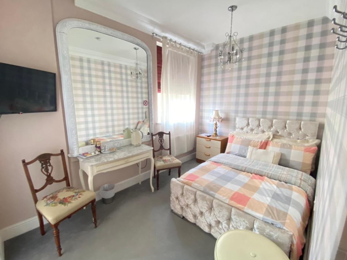 נורת'המפטון Upton Country Park Guest House מראה חיצוני תמונה