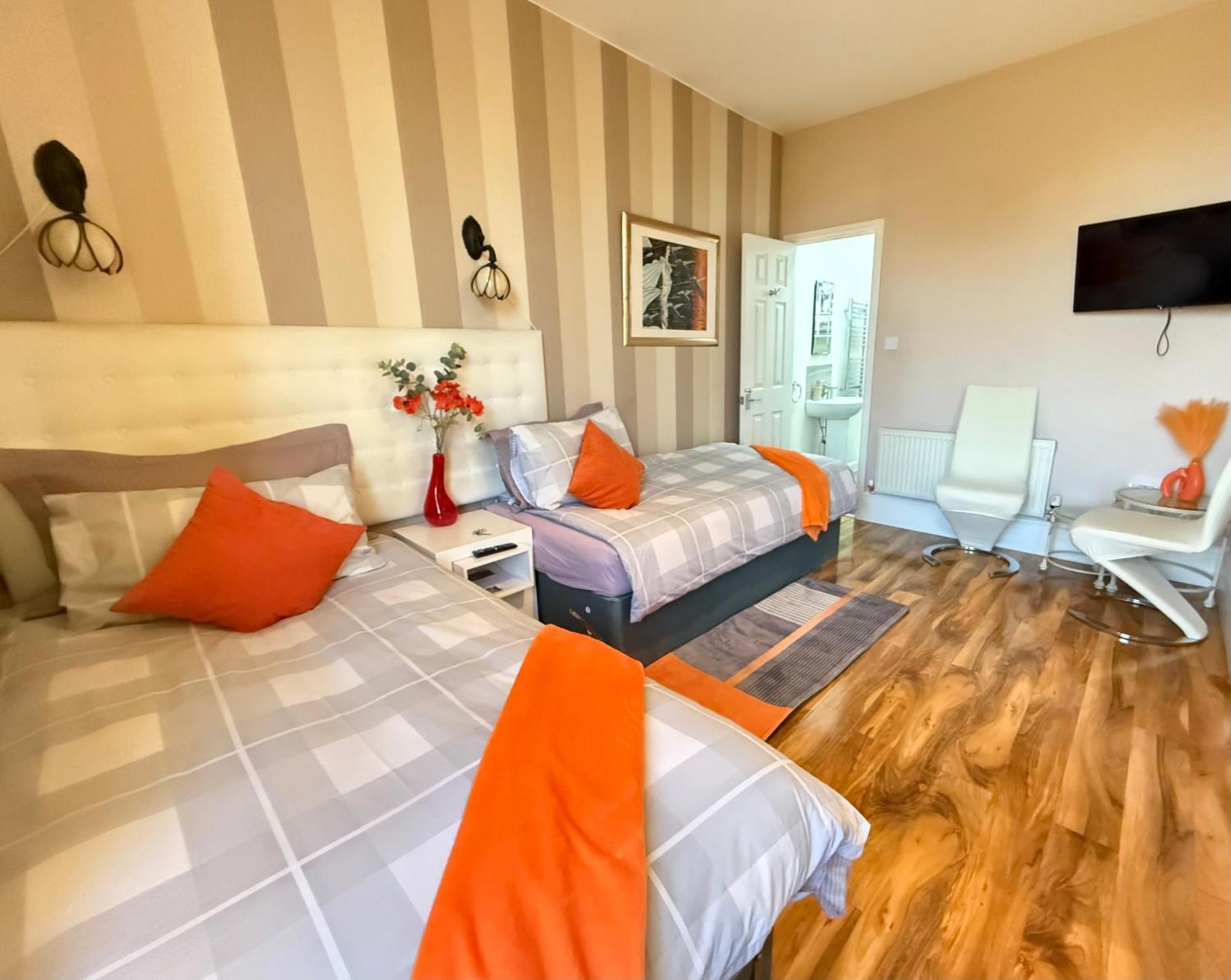 נורת'המפטון Upton Country Park Guest House מראה חיצוני תמונה